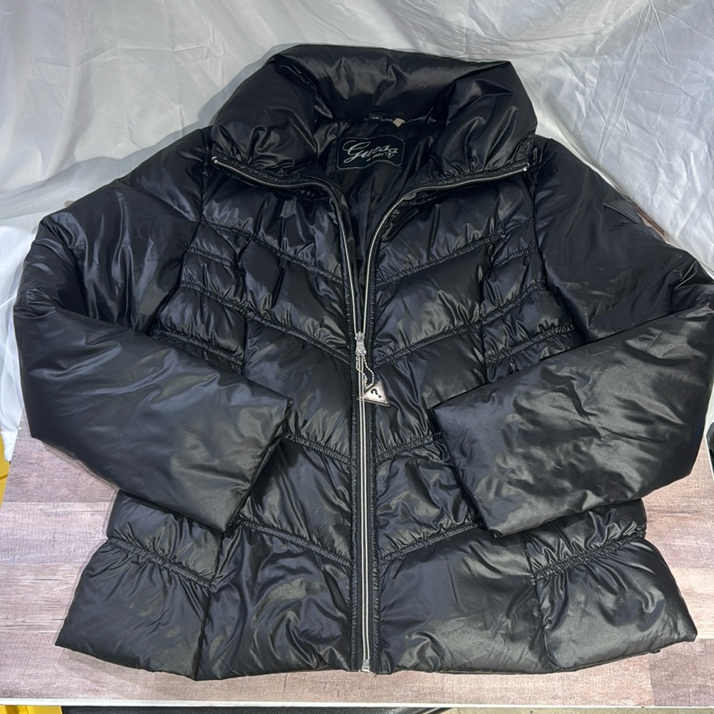 Women’s Large Guess Puffer Coat